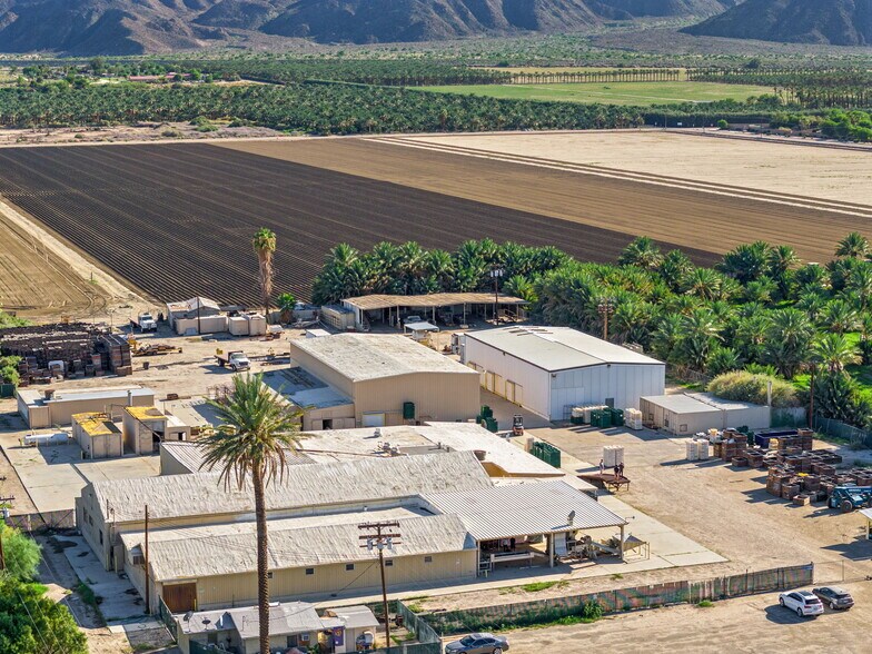 82291 Avenue 61, Thermal, CA à vendre - Photo du bâtiment - Image 3 de 36