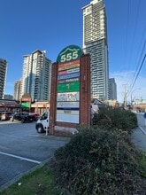 555 Clarke Rd, Coquitlam, BC à louer Photo intérieure- Image 1 de 9