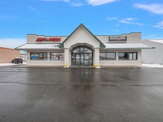 More details for 825 Michigan Ave, Marysville, MI - Retail for Lease