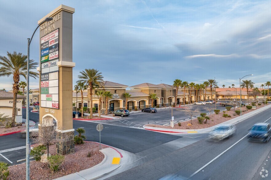 8830 S Maryland Pky, Las Vegas, NV à louer - Photo du bâtiment - Image 2 de 3