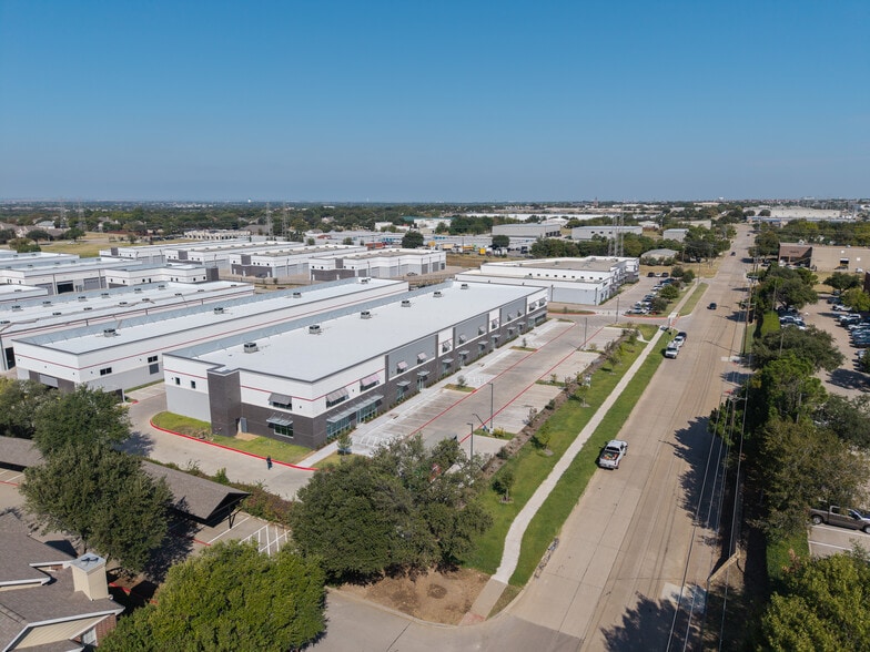 2313 Tarpley rd, Carrollton, TX for sale - Building Photo - Image 3 of 9