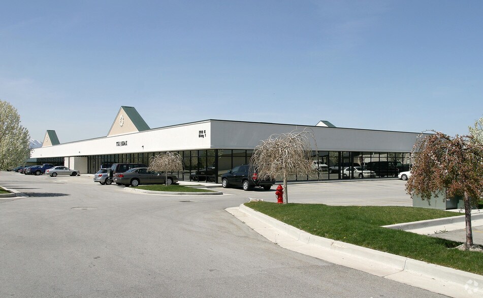 392 E 12300 S, Draper, UT à louer - Photo du bâtiment - Image 3 de 16