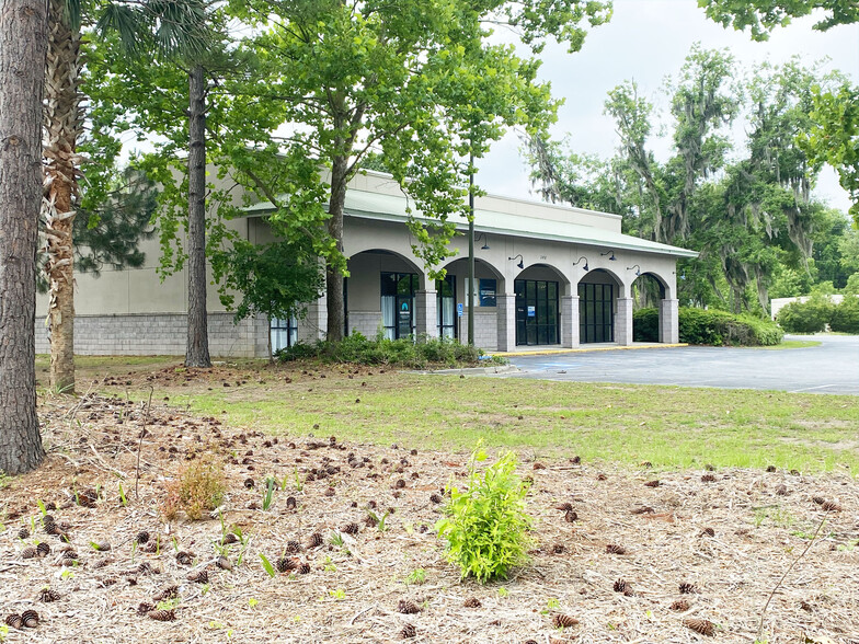 313 Laurel Bay Rd, Beaufort, SC for lease - Building Photo - Image 3 of 7