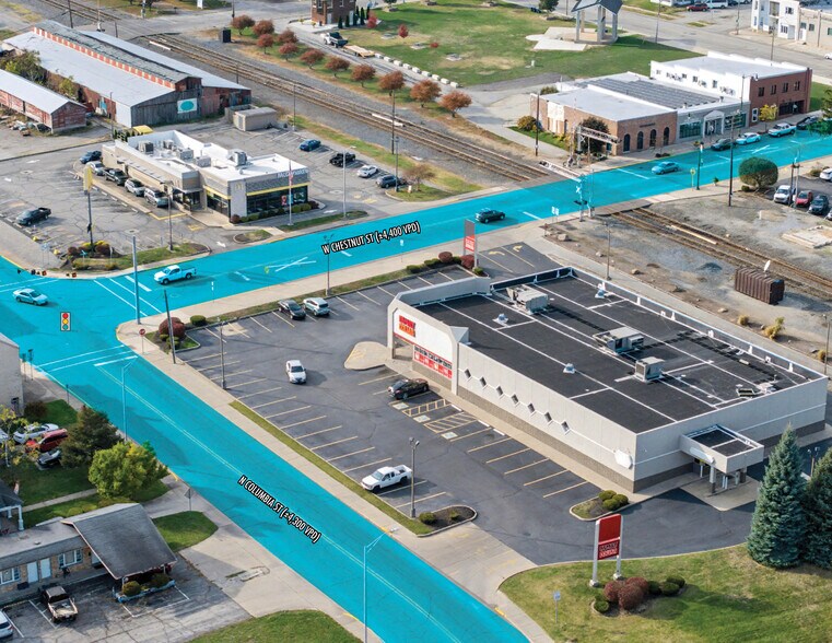 106 S Columbia St, Union City, IN à vendre - Photo du bâtiment - Image 3 de 6