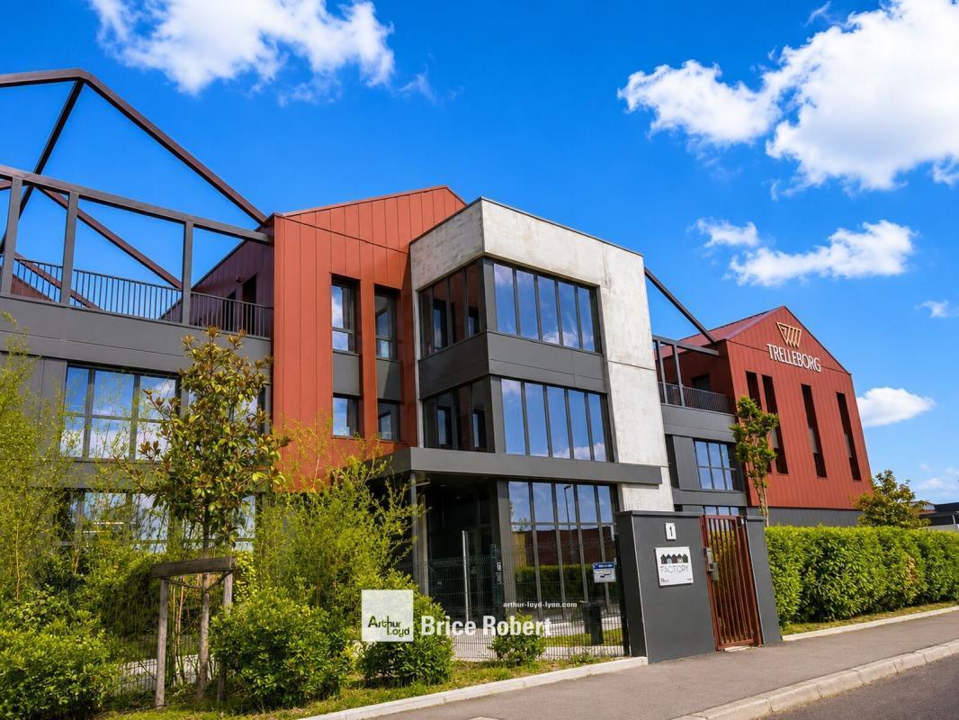 1 Chemin Du Plateau, Dardilly for lease Building Photo- Image 1 of 8
