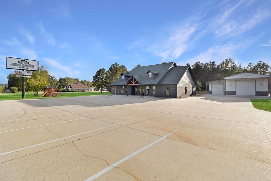 7899 US Highway 190 W, Livingston, TX for sale - Building Photo - Image 2 of 21