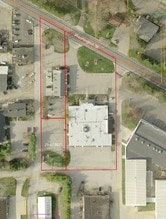 512 E Washington St, Chagrin Falls, OH - AERIAL  map view