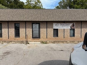 44 S Highway 81, Duncan, OK for lease Interior Photo- Image 1 of 9