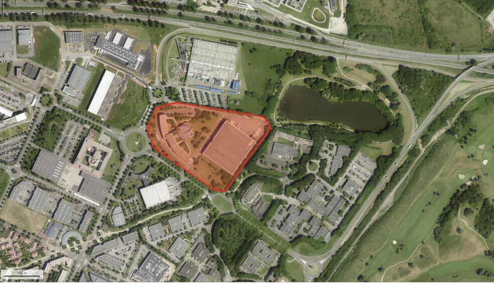 Industrial in Élancourt for lease - Building Photo - Image 2 of 19