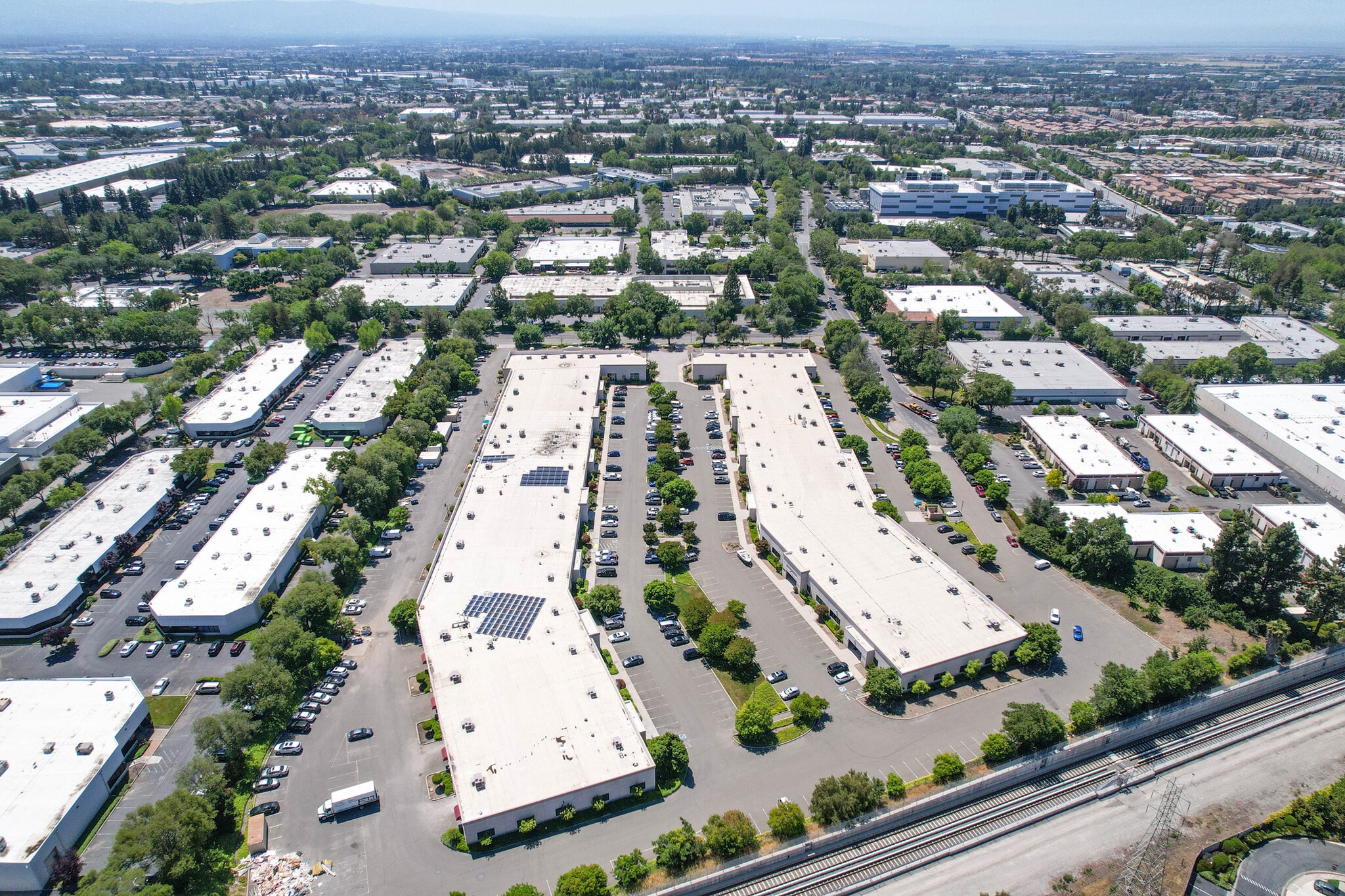 2526 Qume Dr, San Jose, CA for lease Building Photo- Image 1 of 2