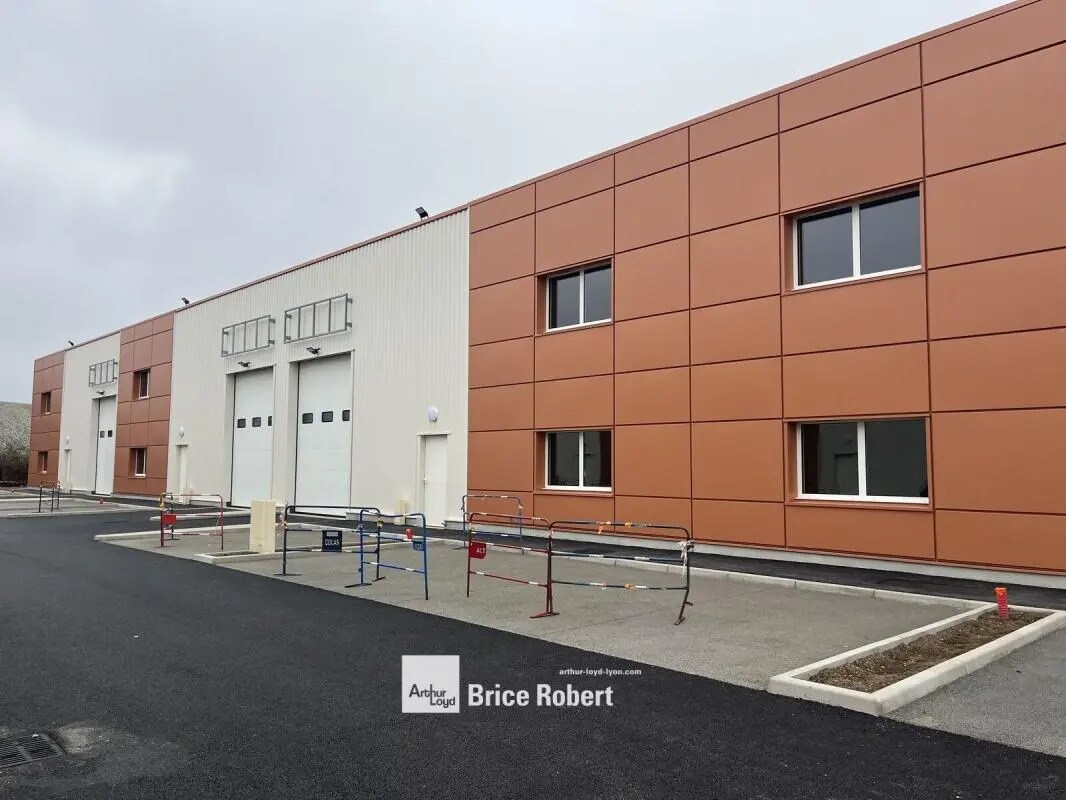 2 Rue Augustin Fresnel, Chassieu for lease Building Photo- Image 1 of 6