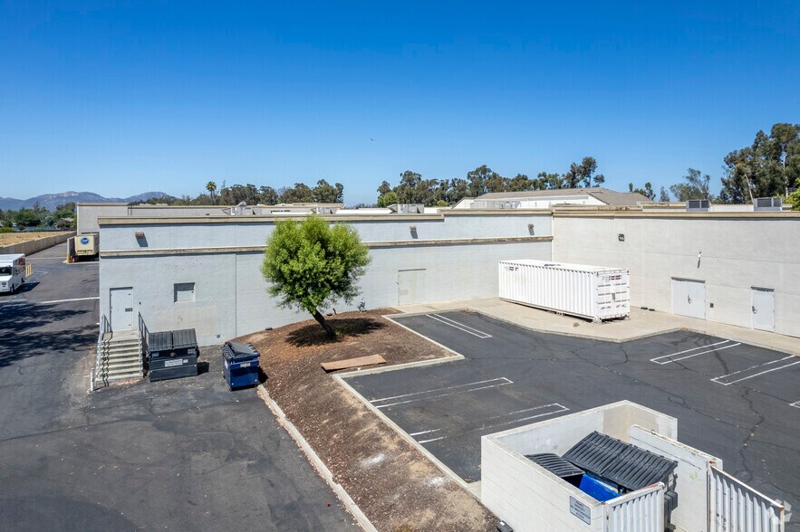 1670 Main St, Ramona, CA à vendre - Photo du bâtiment - Image 3 de 6