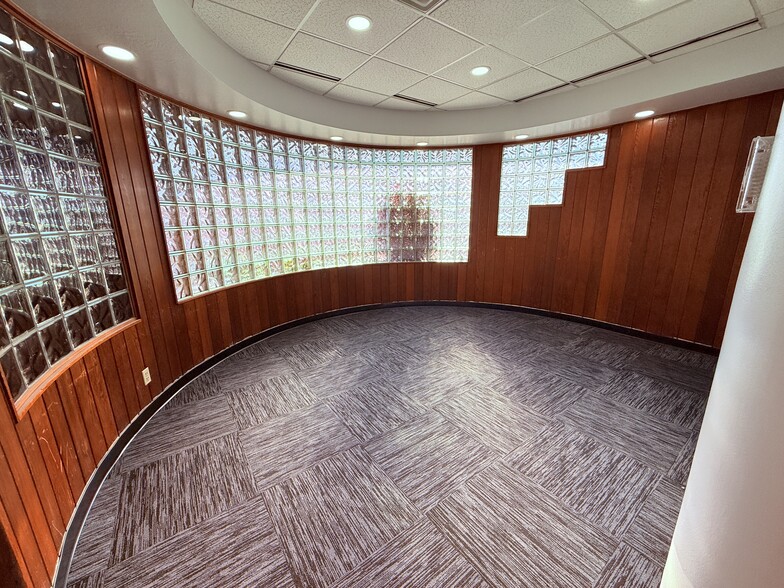 3189 Mill St, Reno, NV for sale - Building Photo - Image 3 of 18