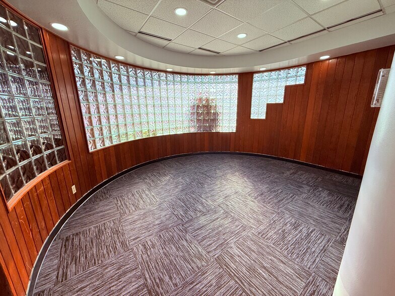 3189 Mill St, Reno, NV à vendre - Photo du bâtiment - Image 3 de 18