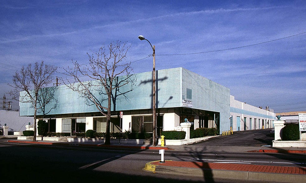 15144-15204 Downey Ave, Paramount, CA for lease - Building Photo - Image 2 of 6