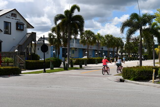 Plus de détails pour 1100 6th Ave S, Naples, FL - Plusieurs types d'espaces à louer