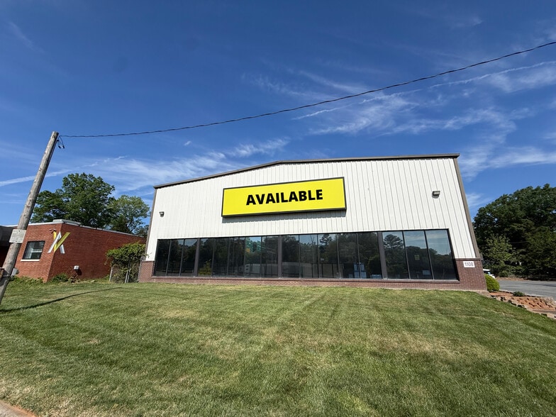1108 Thomasboro Rd, Charlotte, NC for lease - Building Photo - Image 2 of 14