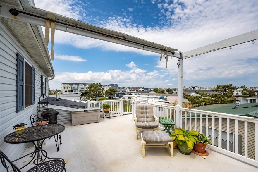 38967 Willow Ln, Fenwick Island, DE for sale - Building Photo - Image 3 of 27