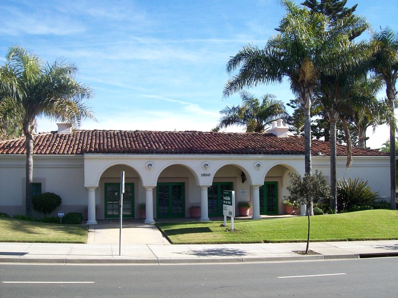 1860 S Victoria Ave, Ventura, CA à vendre - Photo du bâtiment - Image 1 de 1