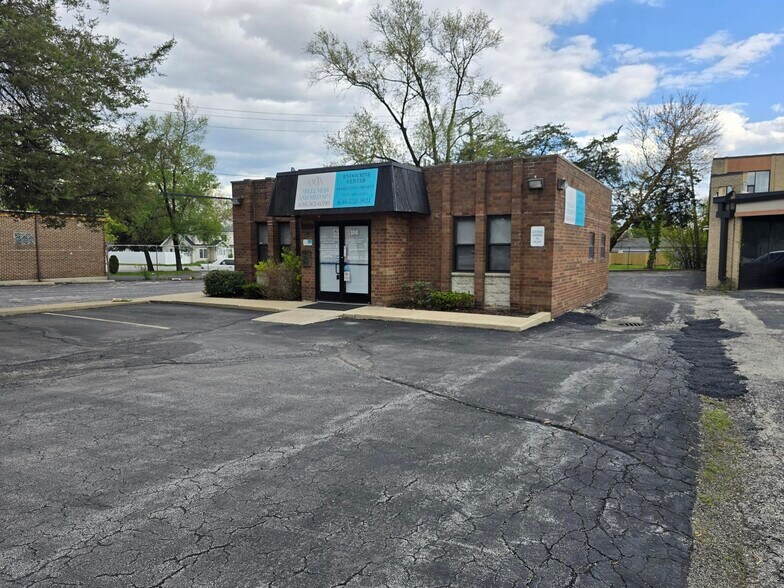 9629 S Southwest Hwy, Oak Lawn, IL à vendre - Photo du bâtiment - Image 2 de 23
