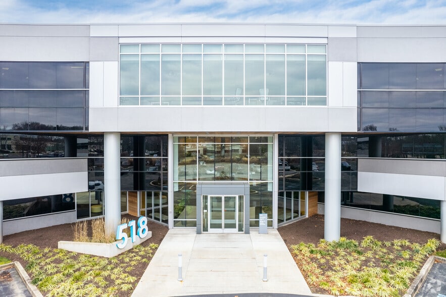518 Township Line Rd, Blue Bell, PA for lease - Building Photo - Image 3 of 10
