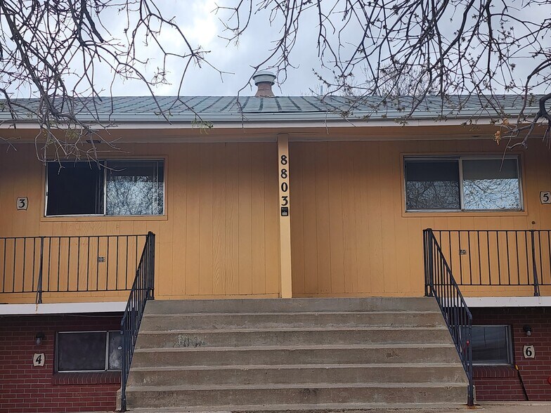 8803 Circle Dr, Westminster, CO for sale - Primary Photo - Image 1 of 4