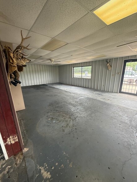 542-544 Chestnut St, Skiatook, OK for sale - Interior Photo - Image 3 of 22