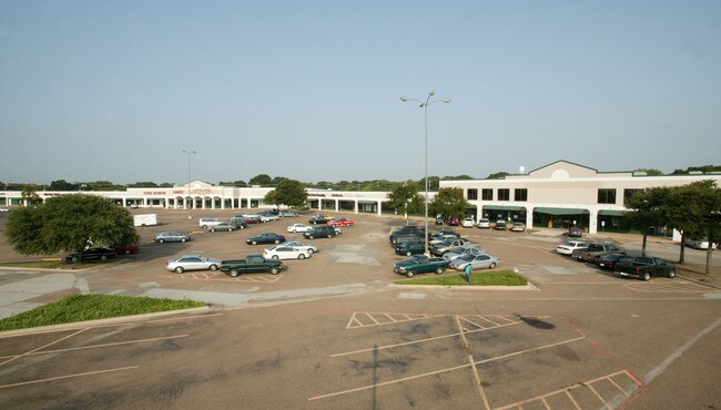More details for 1165 S Stemmons Fwy, Lewisville, TX - Multiple Space Uses for Lease