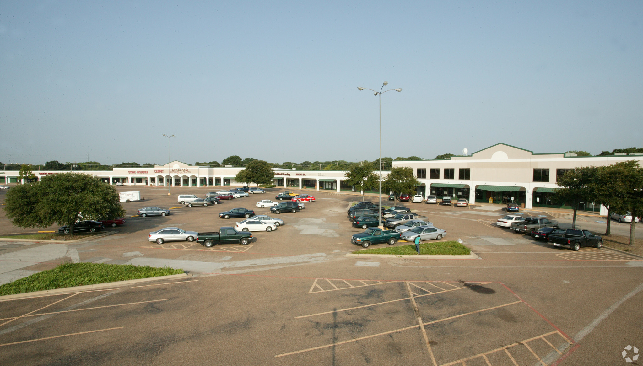 1165 S Stemmons Fwy, Lewisville, TX for lease Building Photo- Image 1 of 22