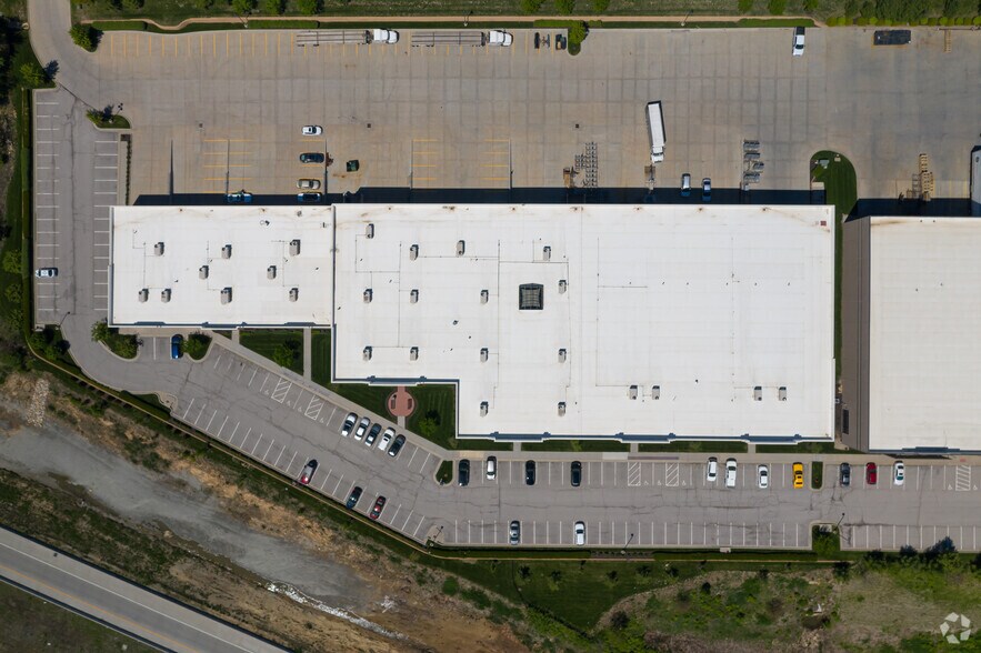 15403-15449 W 100th Ter, Lenexa, KS à louer - Aérien - Image 2 de 7