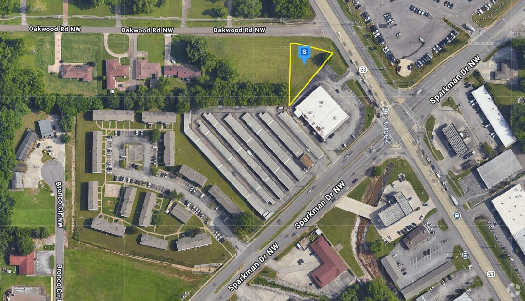 Sparkman Drive Northwest Dr, Huntsville, AL for lease Primary Photo- Image 1 of 3