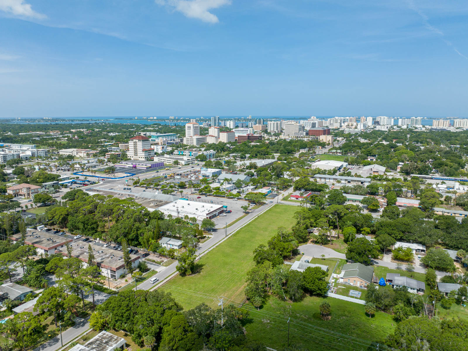 414 N Lime Ave, Sarasota, FL à vendre Photo principale- Image 1 de 12