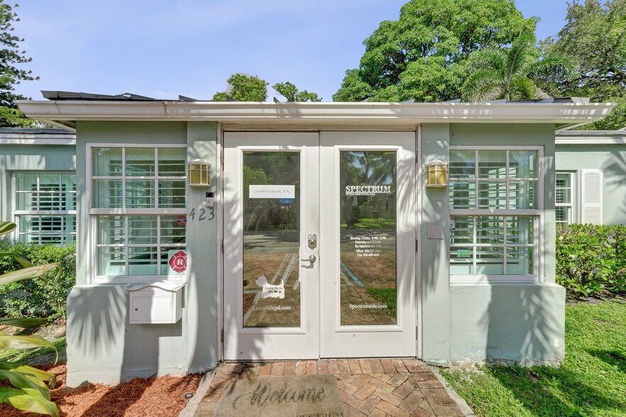 423 SE 19th St, Fort Lauderdale, FL à vendre - Photo du bâtiment - Image 1 de 36
