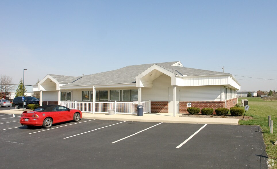 5230 Renner Rd, Columbus, OH à vendre - Photo du bâtiment - Image 2 de 27