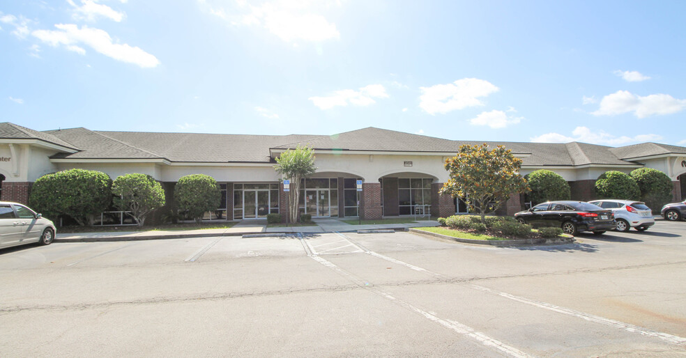 2511 Saint Johns Bluff Rd S, Jacksonville, FL for lease - Building Photo - Image 2 of 9