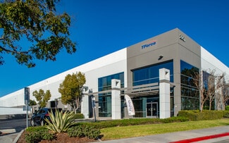 Plus de détails pour 2051 Raymer Ave, Fullerton, CA - Industriel à louer