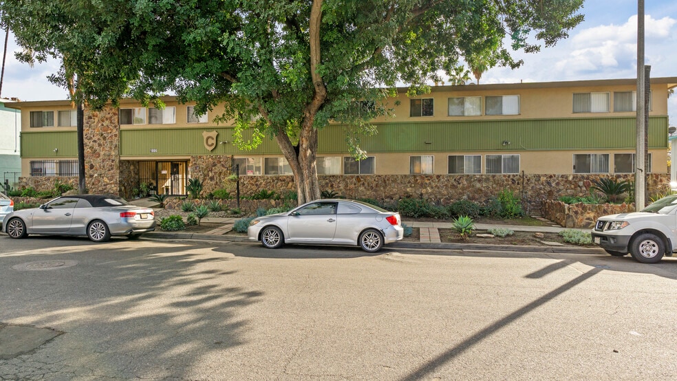 1806 Loma Vista St, Riverside, CA à vendre - Photo du bâtiment - Image 3 de 8