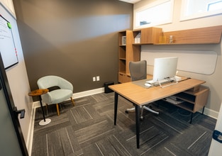 201 N Church St, Mooresville, NC for lease Interior Photo- Image 2 of 5