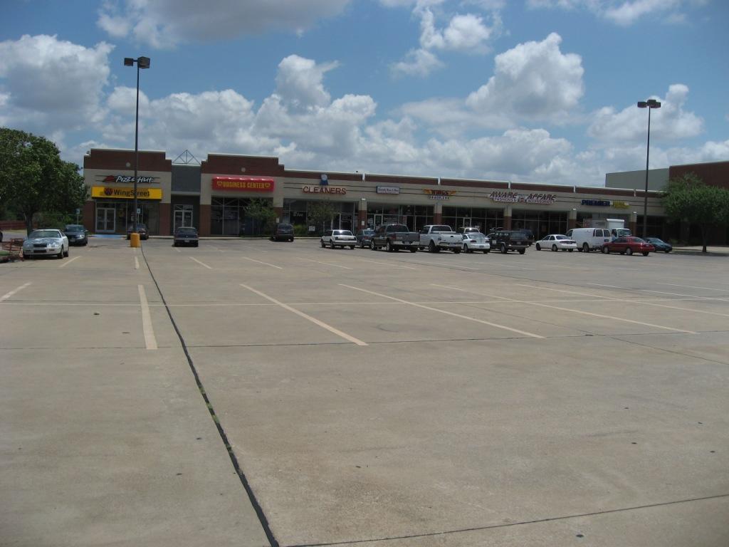 1450 W Pleasant Run Rd, Lancaster, TX for lease Building Photo- Image 1 of 2