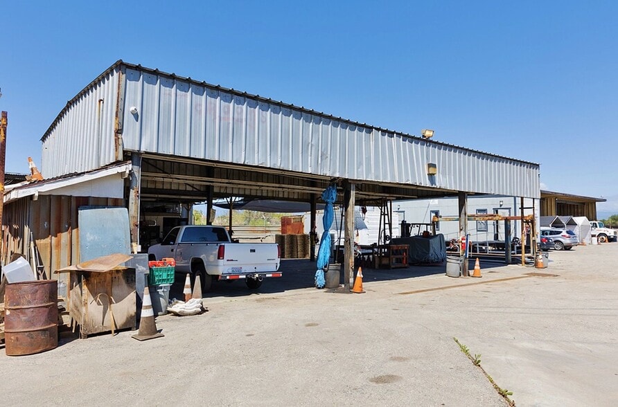 3737 San Gabriel River Pky, Pico Rivera, CA for sale - Building Photo - Image 3 of 46