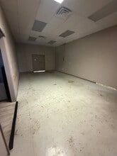 254-294 Spencer Ln, San Antonio, TX for lease Interior Photo- Image 2 of 2