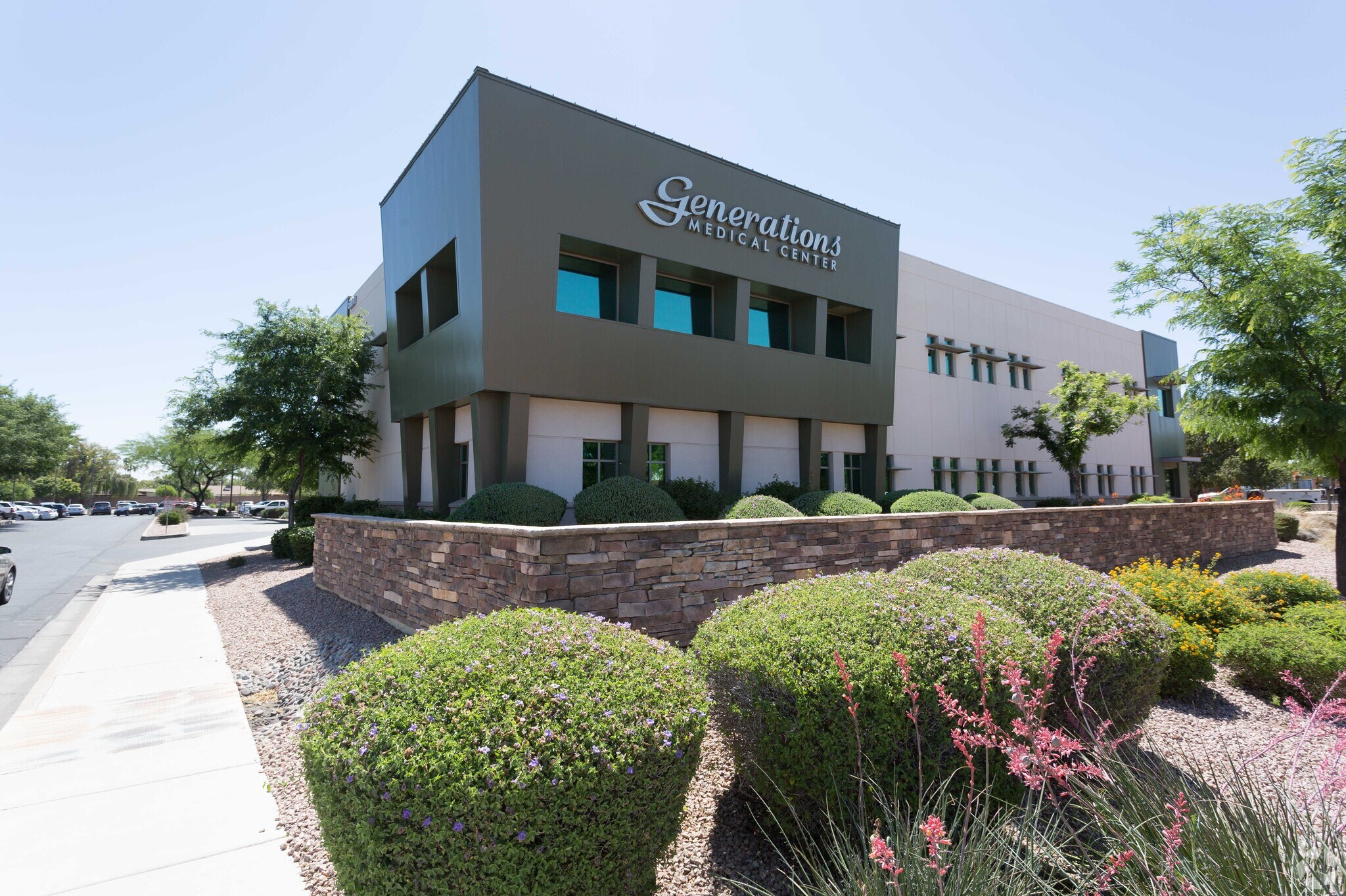 6301 S McClintock Dr, Tempe, AZ à louer Photo du bâtiment- Image 1 de 4