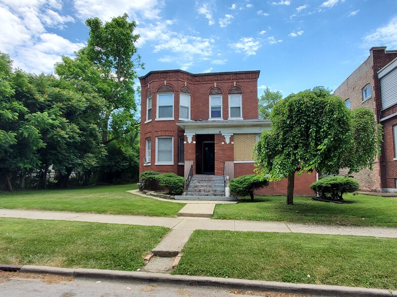 96 W 15th St, Chicago Heights, IL à vendre - Photo principale - Image 1 de 1