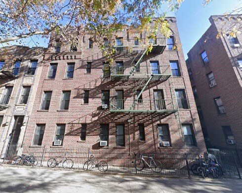 961 42nd St, Brooklyn, NY à vendre - Photo du bâtiment - Image 2 de 4