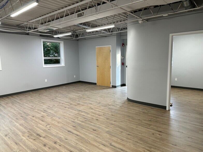 53 Hancock St, Stratford, CT à louer - Photo du bâtiment - Image 3 de 17