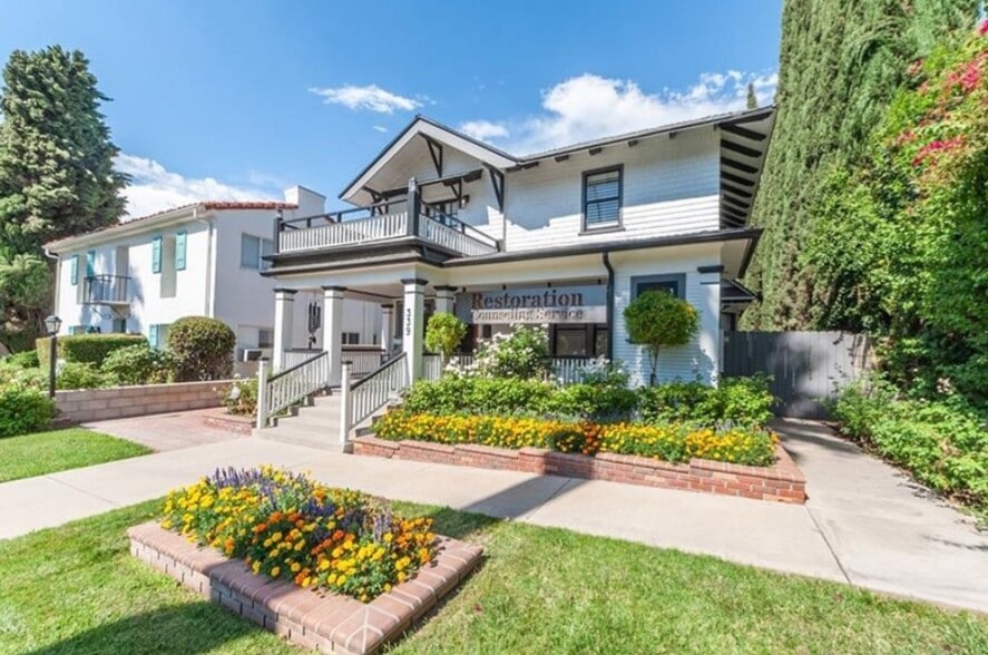 339 Cajon St, Redlands, CA à louer - Photo du bâtiment - Image 2 de 20