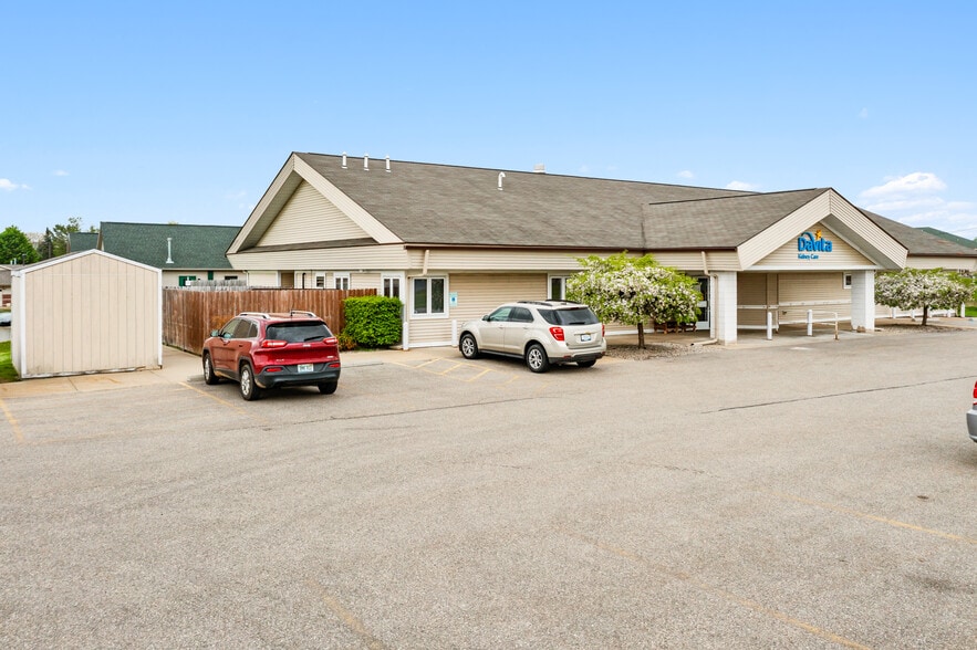 599 Court St, West Branch, MI for sale - Building Photo - Image 2 of 11