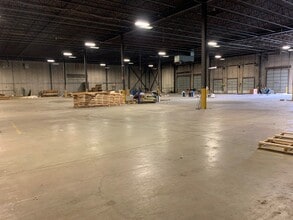 1900 Corporate Blvd, Newburgh, NY à louer Photo intérieure- Image 2 de 3