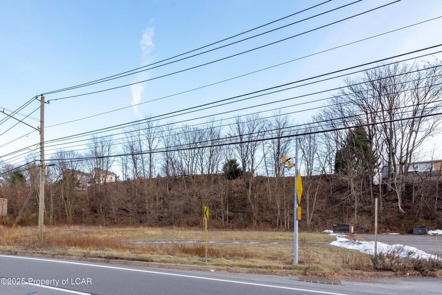 1,2,3 Sans Souci Pkwy, Hanover Township, PA for sale - Building Photo - Image 3 of 4
