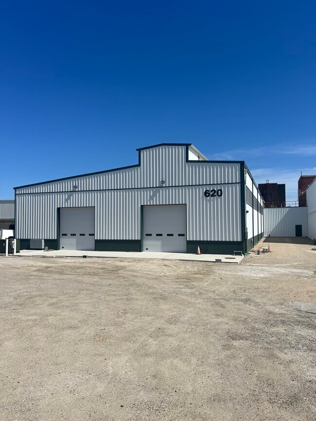 Plus de détails pour 620 Grantham Ln, New Castle, DE - Industriel à louer